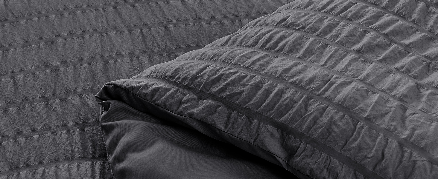 Anti-Wrinkle Textured Design
